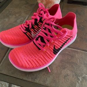 Nike Free Run RN Flyknit Running Shoes